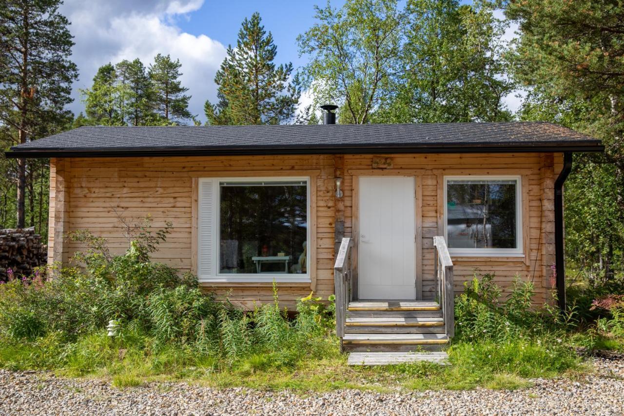 Moekki - The White Blue Wilderness Lodge Inari Exterior photo